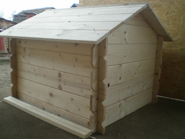 Kutyaház gyártás saját műhelyben